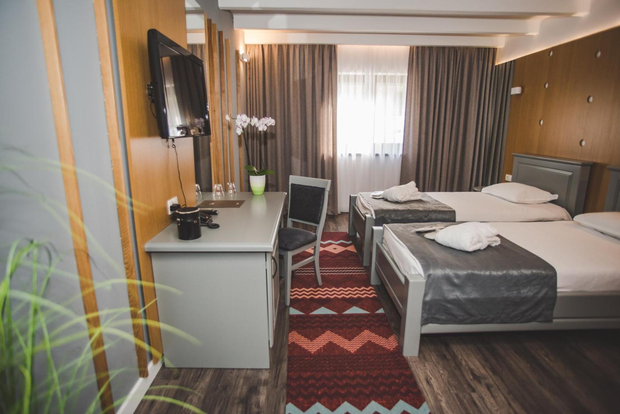 Turisticko Naselje Natura Art-Hotel Opal Art Lohovo Luaran gambar